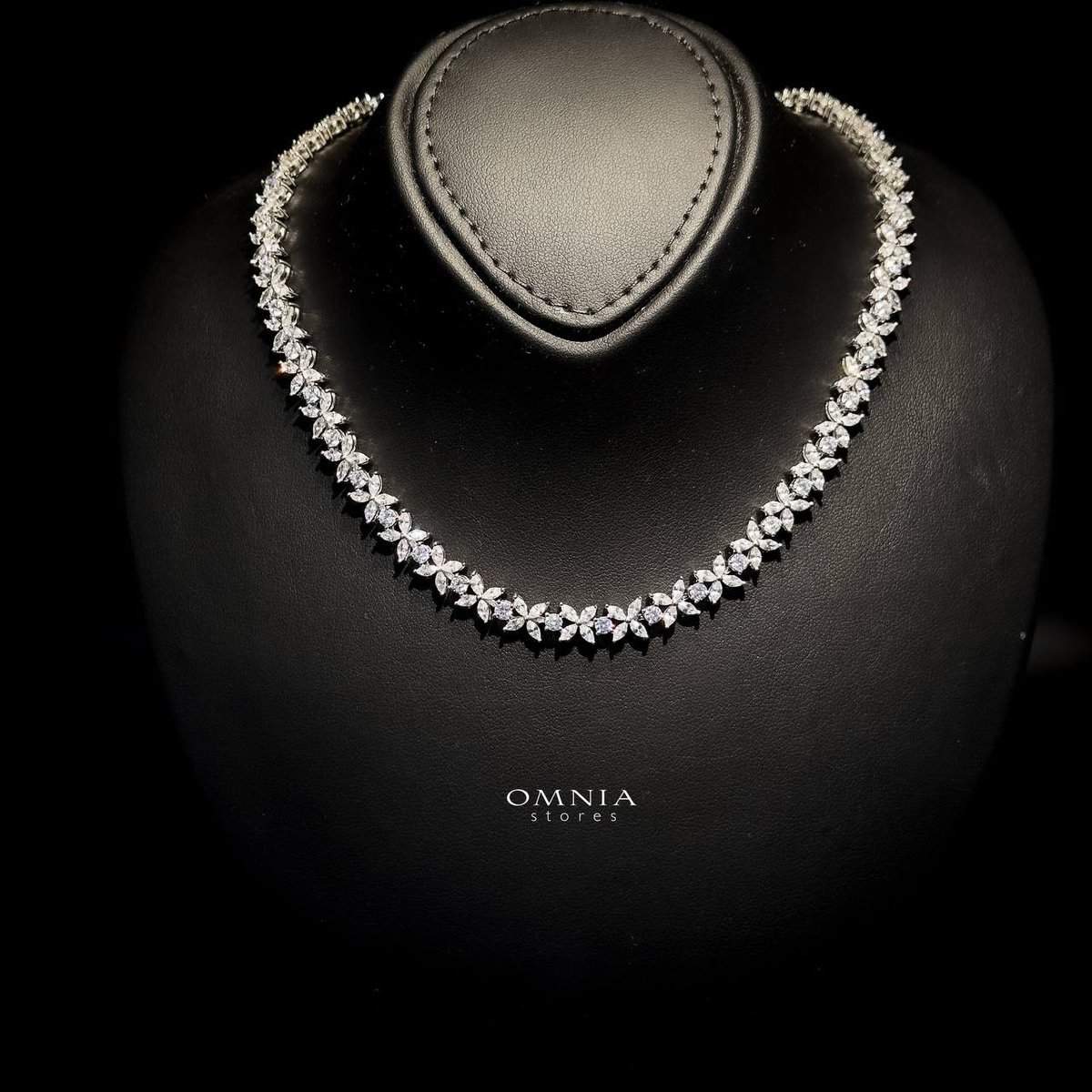 Omnia Lamara Floral-Inspired Tennis Set in 92.5 Silver with High Quality Iced Cut Stones - OMNIASTORES UAE