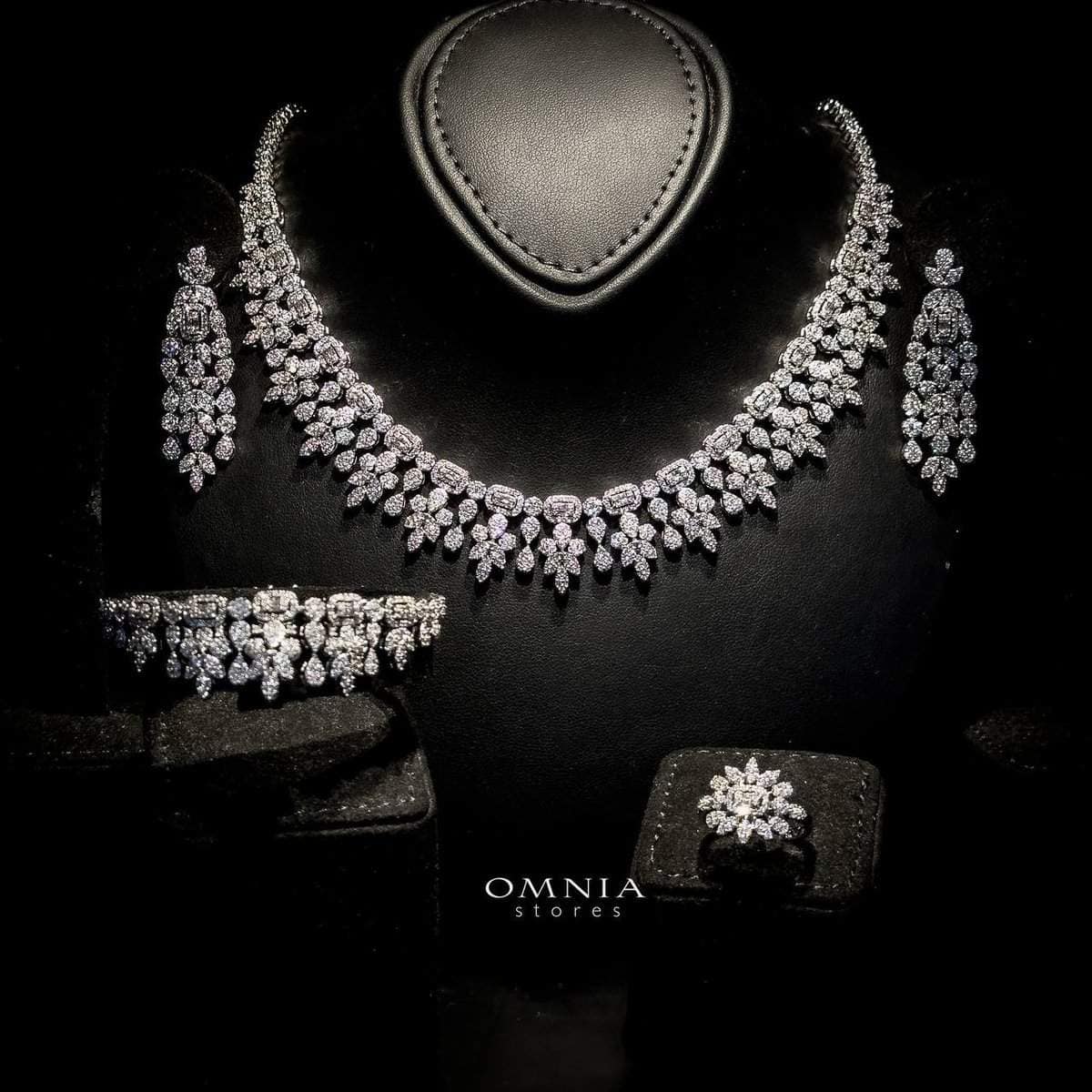 Omnia Sara White - OMNIASTORES UAE