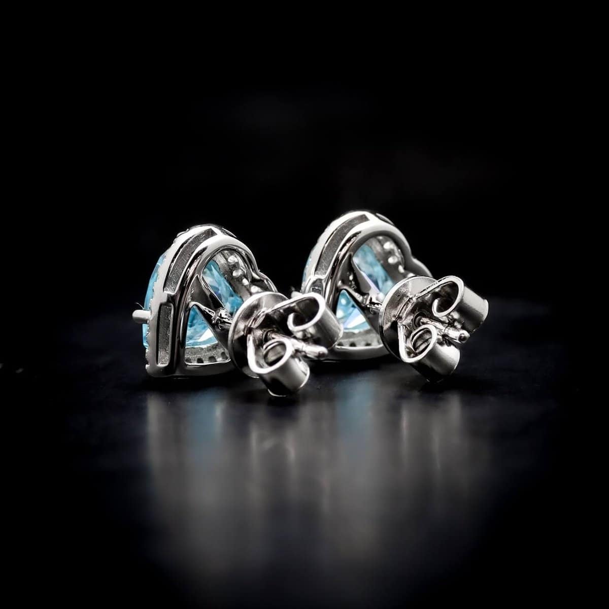 Omnia Latifa Sky Blue Stud Earrings in 92.5 Silver High Quality Simulated Diamonds - OMNIASTORES UAE