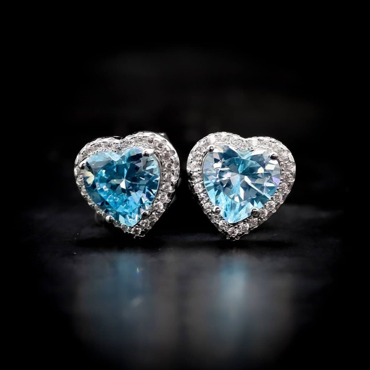 Omnia Latifa Sky Blue Stud Earrings in 92.5 Silver High Quality Simulated Diamonds - OMNIASTORES UAE