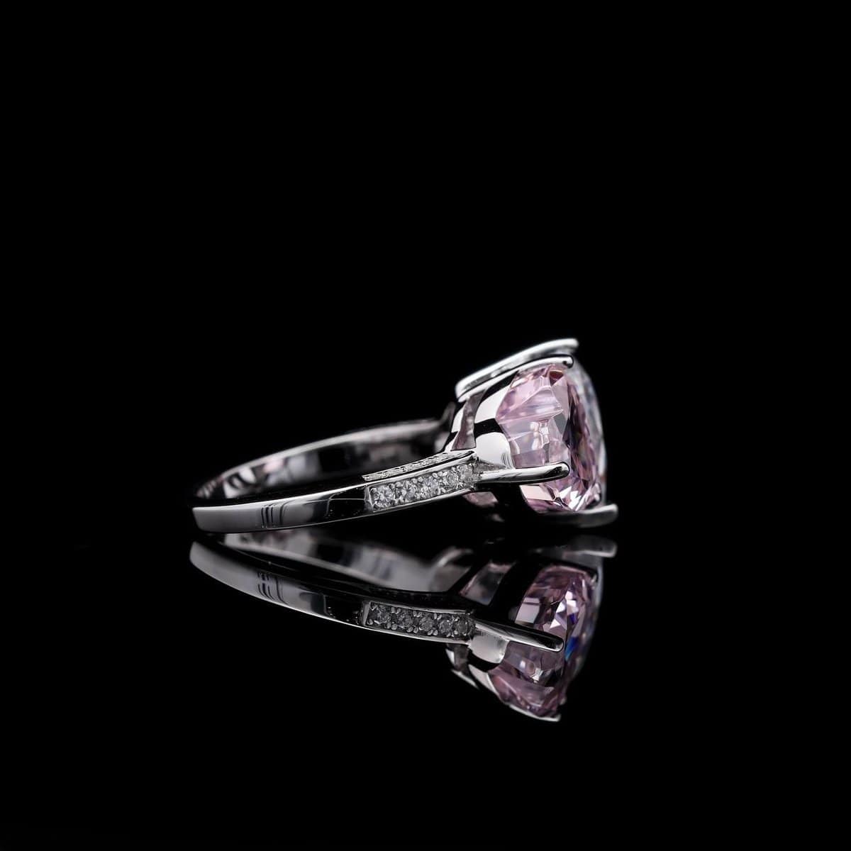 Omnia Dual Heart Ring in 92.5 Silver with High-Quality White and Pink Simulated Diamonds - OMNIASTORES KSA