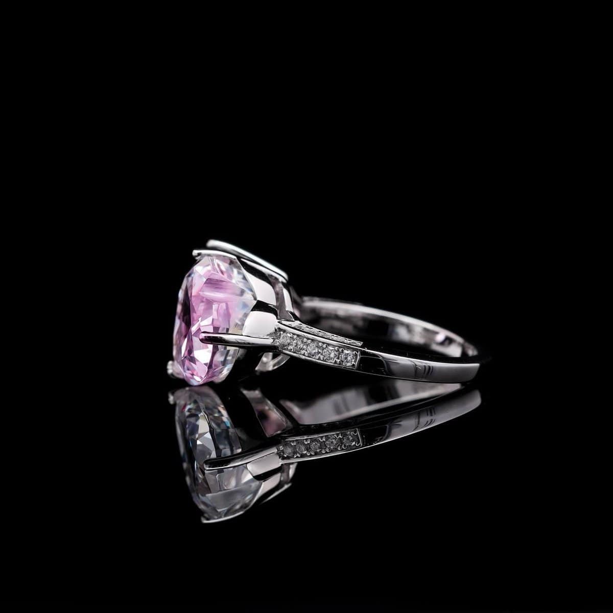 Omnia Dual Heart Ring in 92.5 Silver with High-Quality White and Pink Simulated Diamonds - OMNIASTORES KSA