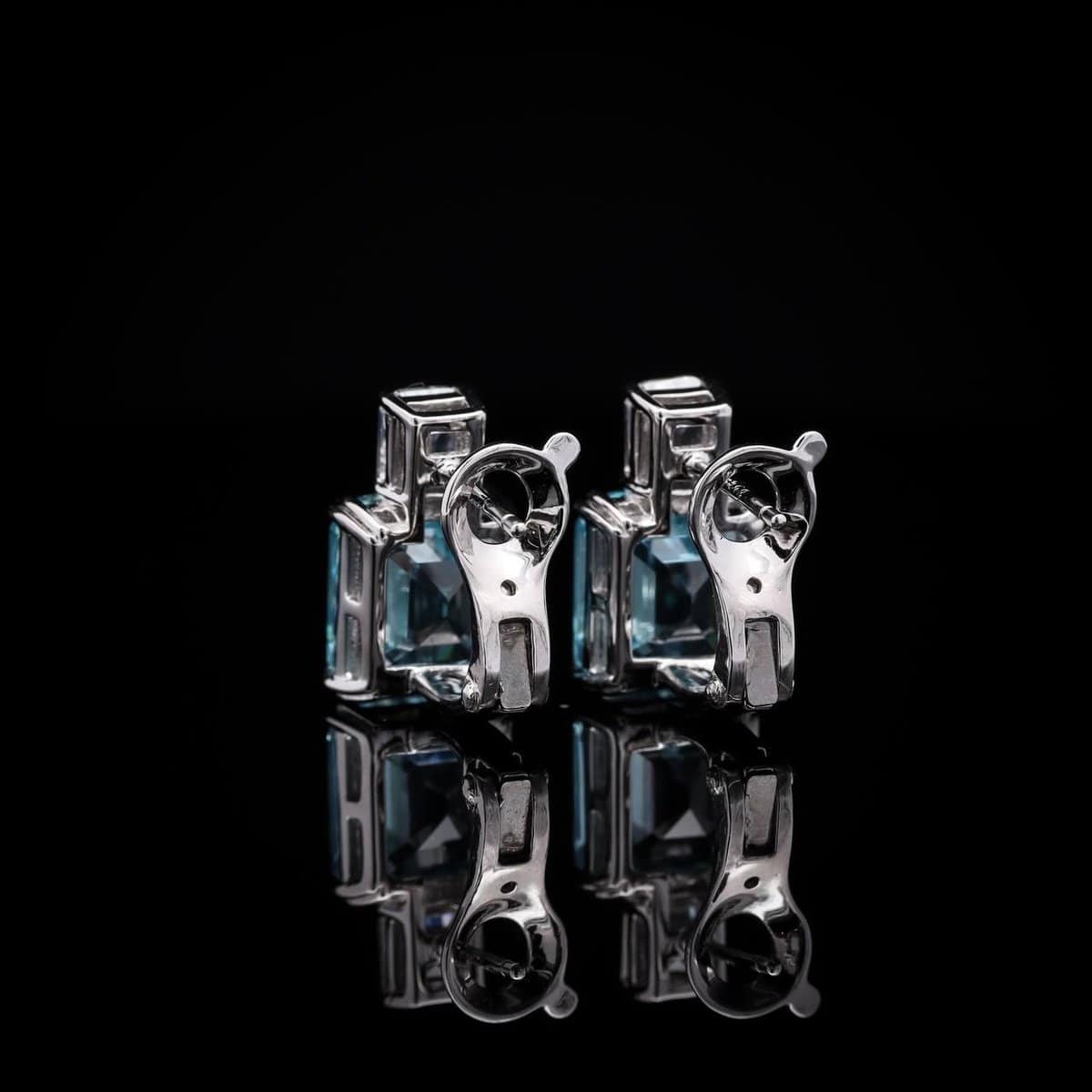 Omnia Candice Sky blue Emerald Cut Clip-On Earrings in 92.5 Silver with High Quality Simulated Diamonds - OMNIASTORES UAE