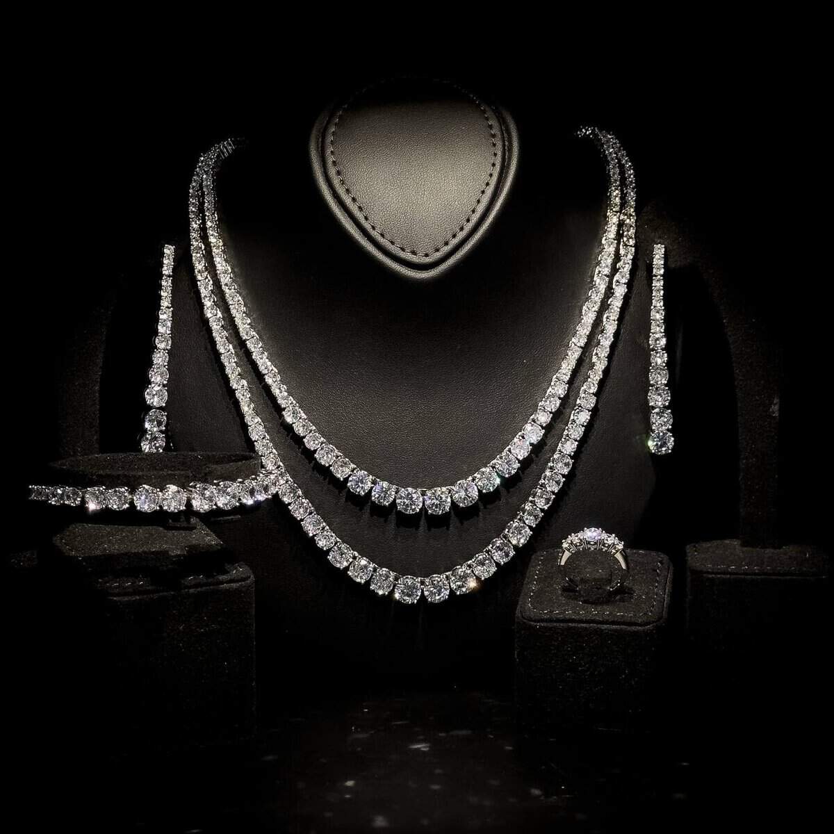 Omnia Ansa White Bridal Large-Sized Full Set - OMNIASTORES UAE