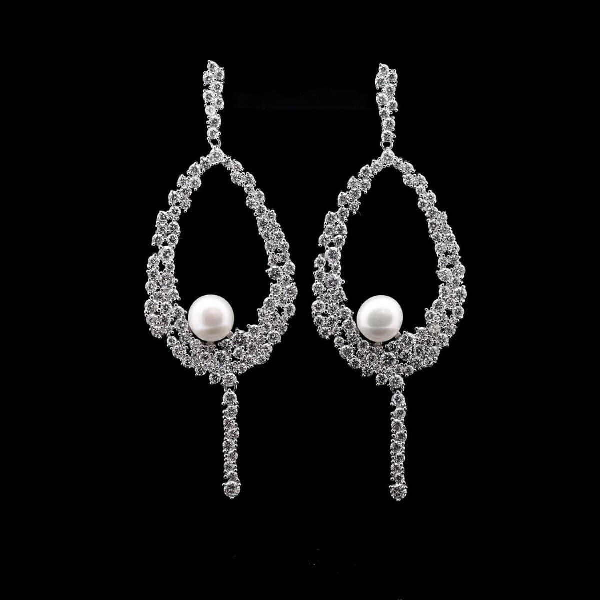 Omnia Samar Teardrop Pearl Earrings with Intricate Design in 92.5 Silver and High-Quality Simulated Diamonds - OMNIASTORES UAE