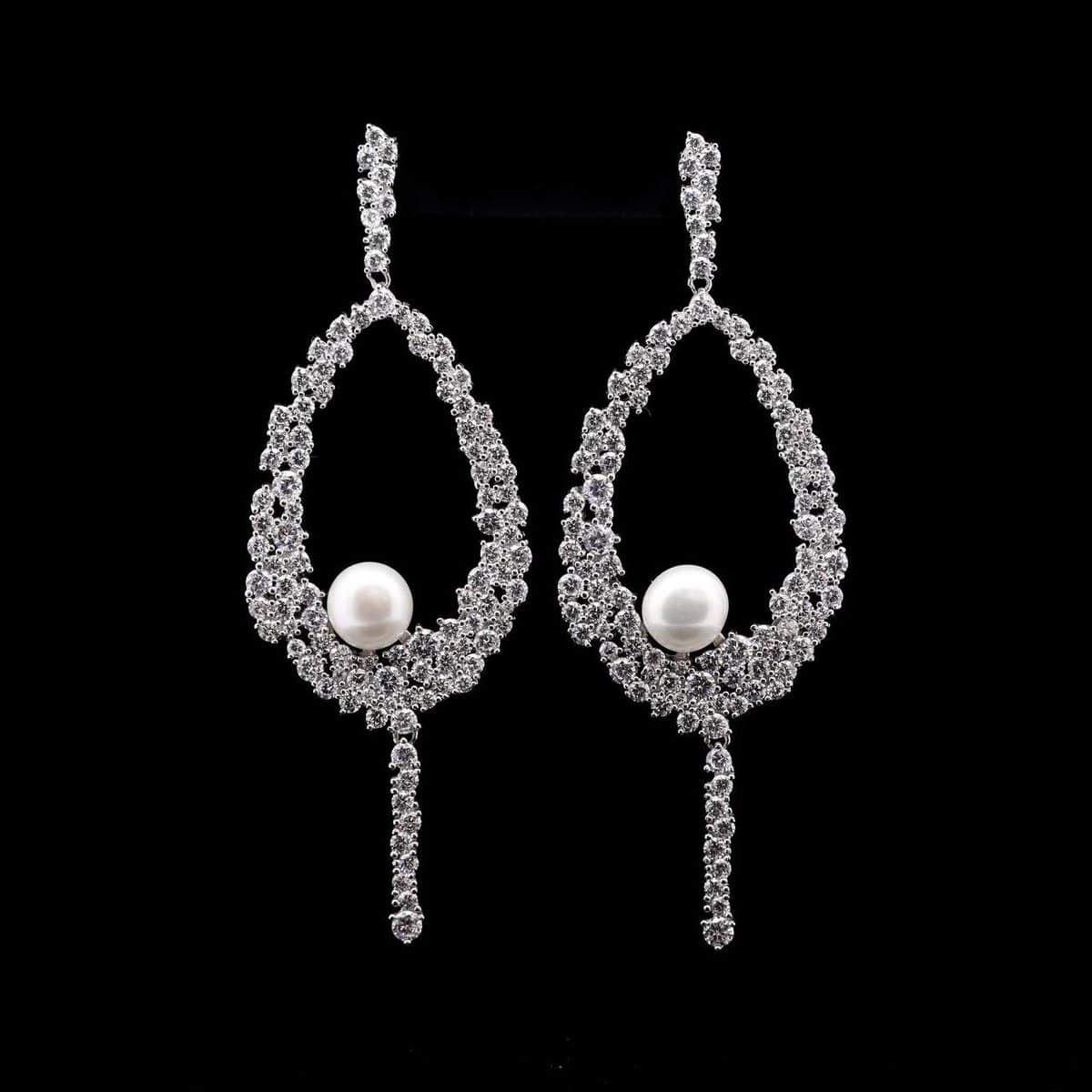 Omnia Samar Teardrop Pearl Earrings with Intricate Design in 92.5 Silver and High-Quality Simulated Diamonds - OMNIASTORES UAE