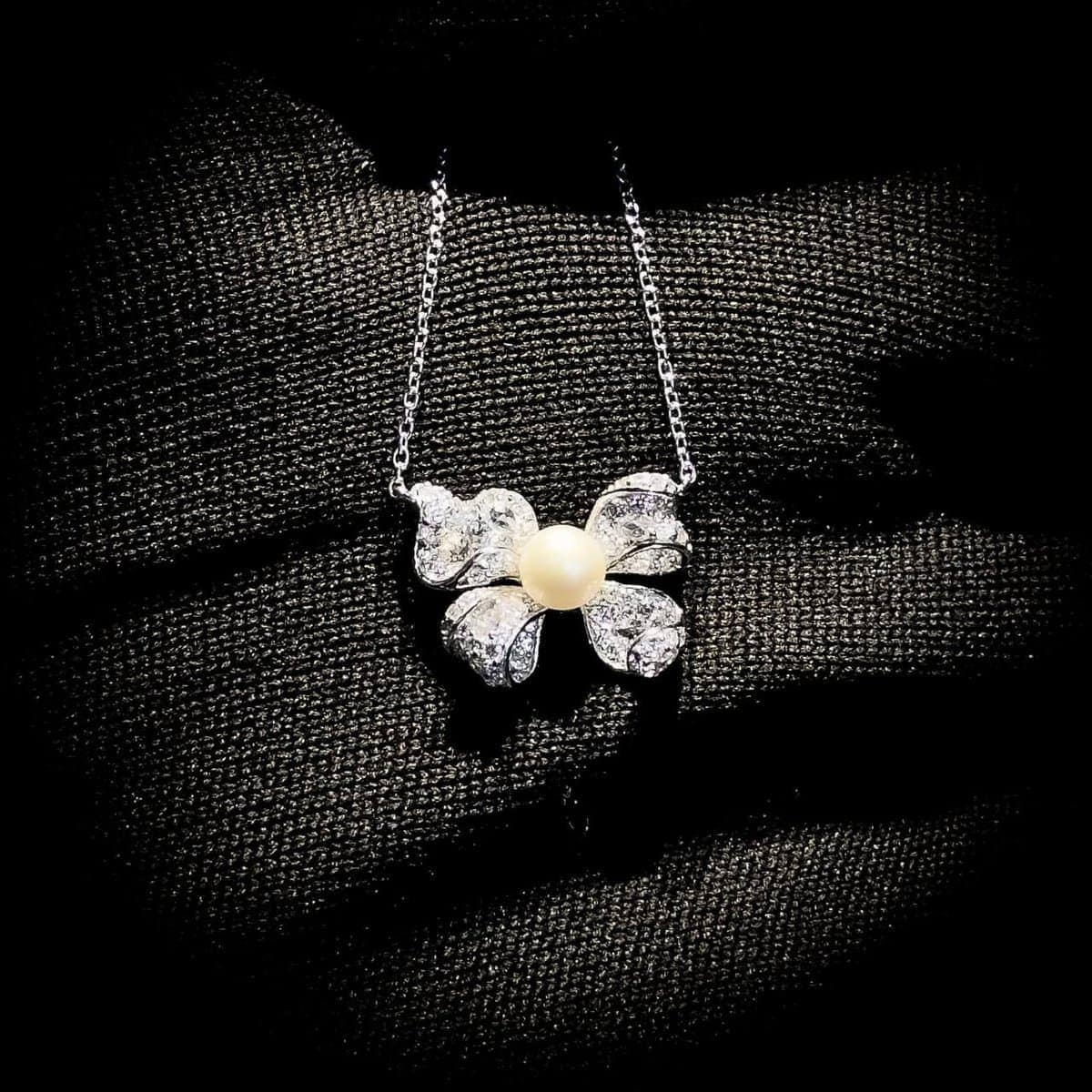 Omnia Pearl Butterfly Necklace in 92.5 Silver with High Quality Simulated Diamonds - OMNIASTORES UAE
