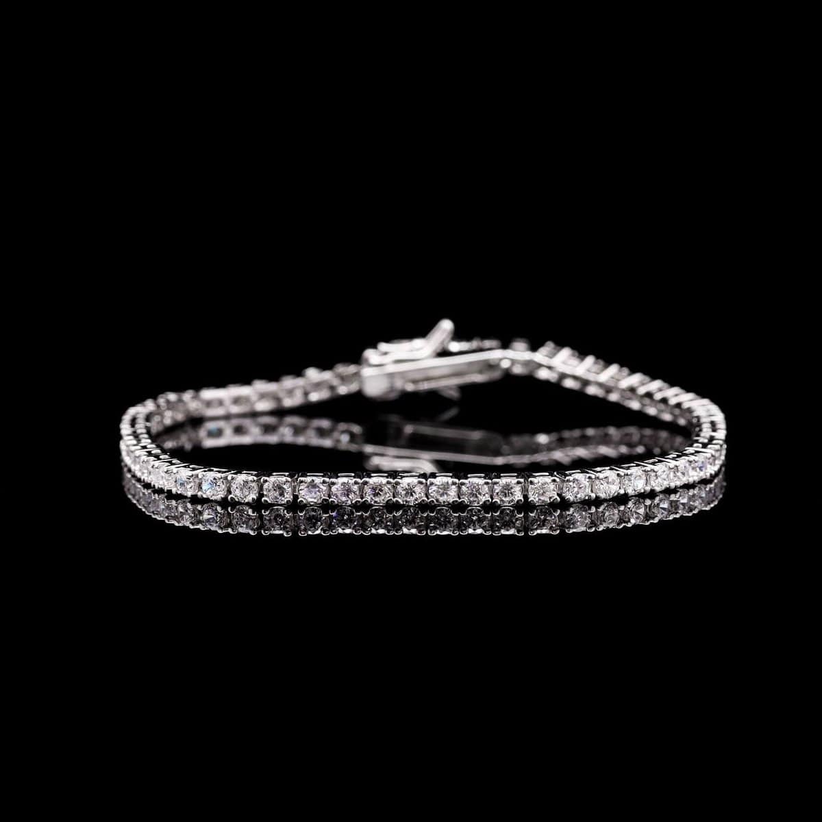 Omnia Inara Double Row Radiant-Cut Tennis Bracelet 2.5mm 18cm in 92.5 Silver with Simulated Diamonds - OMNIASTORES UAE
