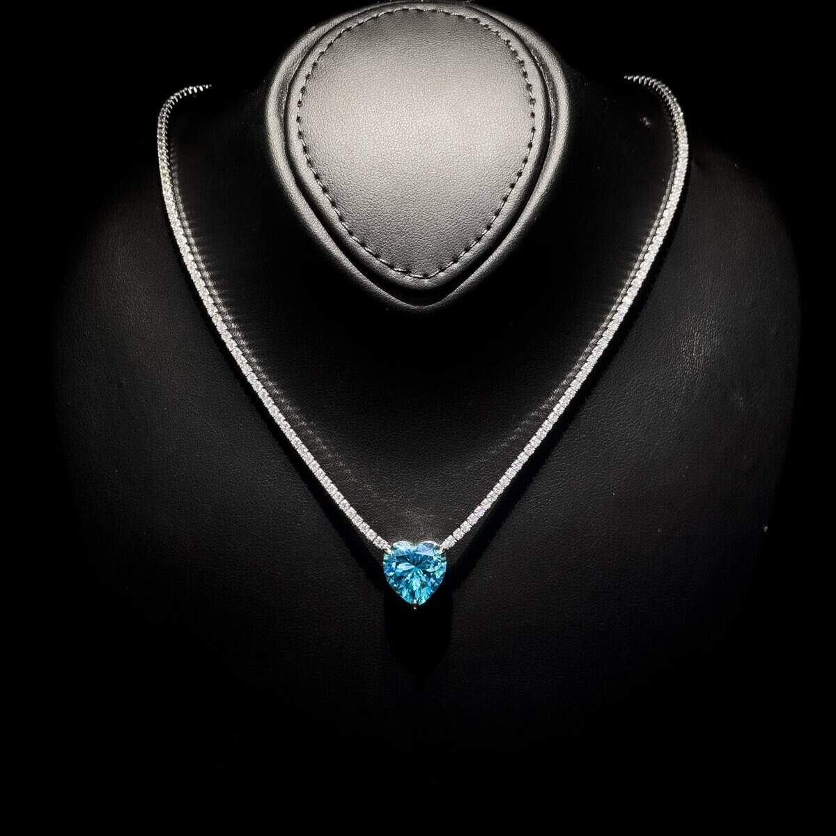 Omnia Heart Sky Blue Necklace 925 Pure Silver Jewelry in High Quality Simulated Diamonds - OMNIASTORES UAE