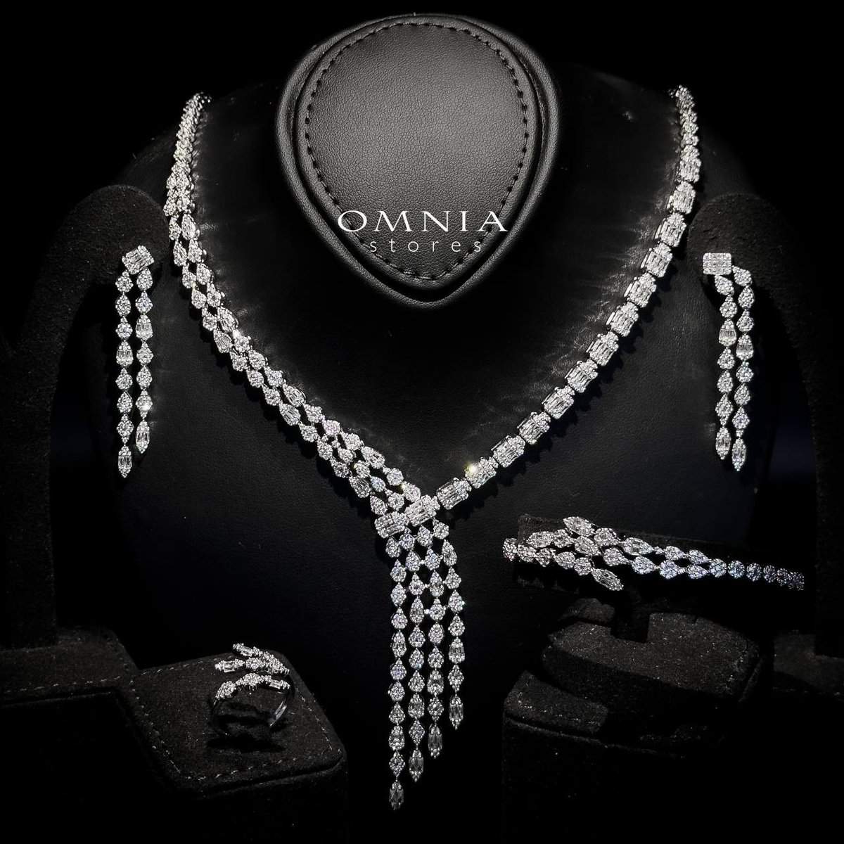 Omnia Arwen White Luxury Bridal Full Set with High-Quality Simulated Diamonds Rhodium Plated - OMNIASTORES KSA