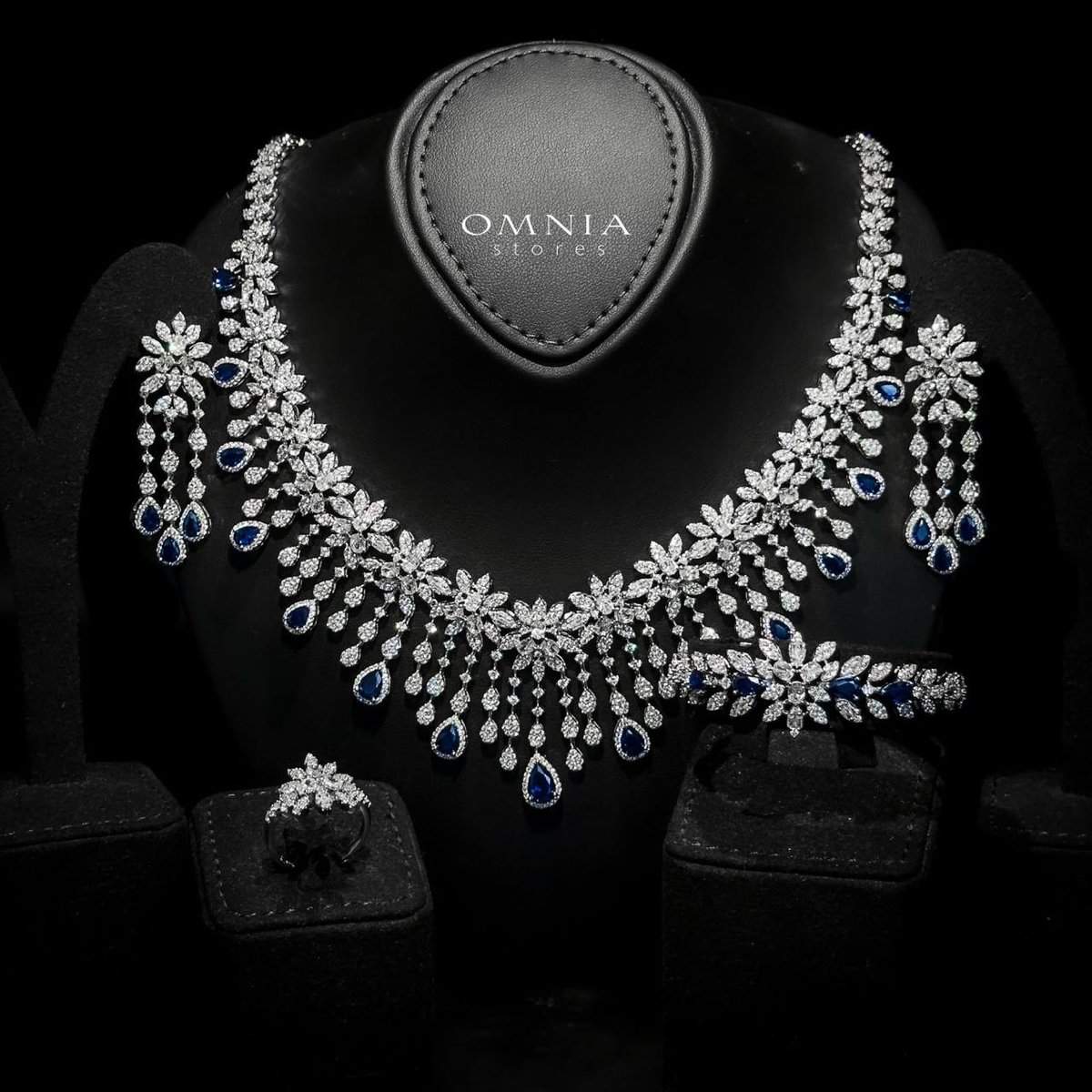 Omnia Anoud blue Bridal Full Set with Sparkling Zircon Stones in High-Quality Rhodium Plated Finish - OMNIASTORES UAE