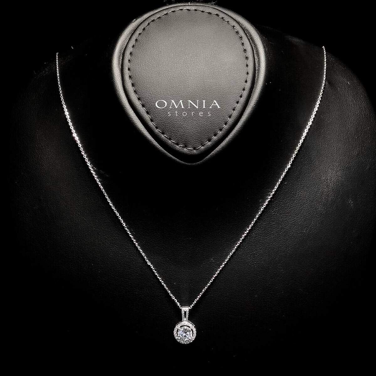 Omnia Brooklyn Solitaire Pendant Necklace in 92.5 Silver with High-Quality Iced Cut Stone - OMNIASTORES UAE
