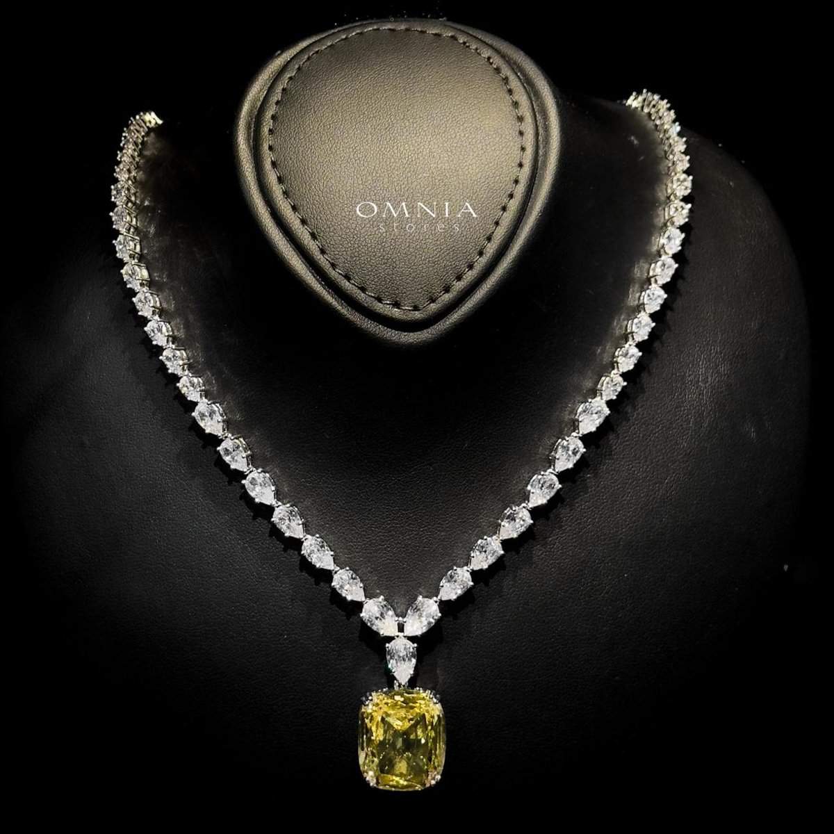 Omnia Audrey Yellow Bridal Full Set in High Quality Simulated Diamonds - OMNIASTORES KSA