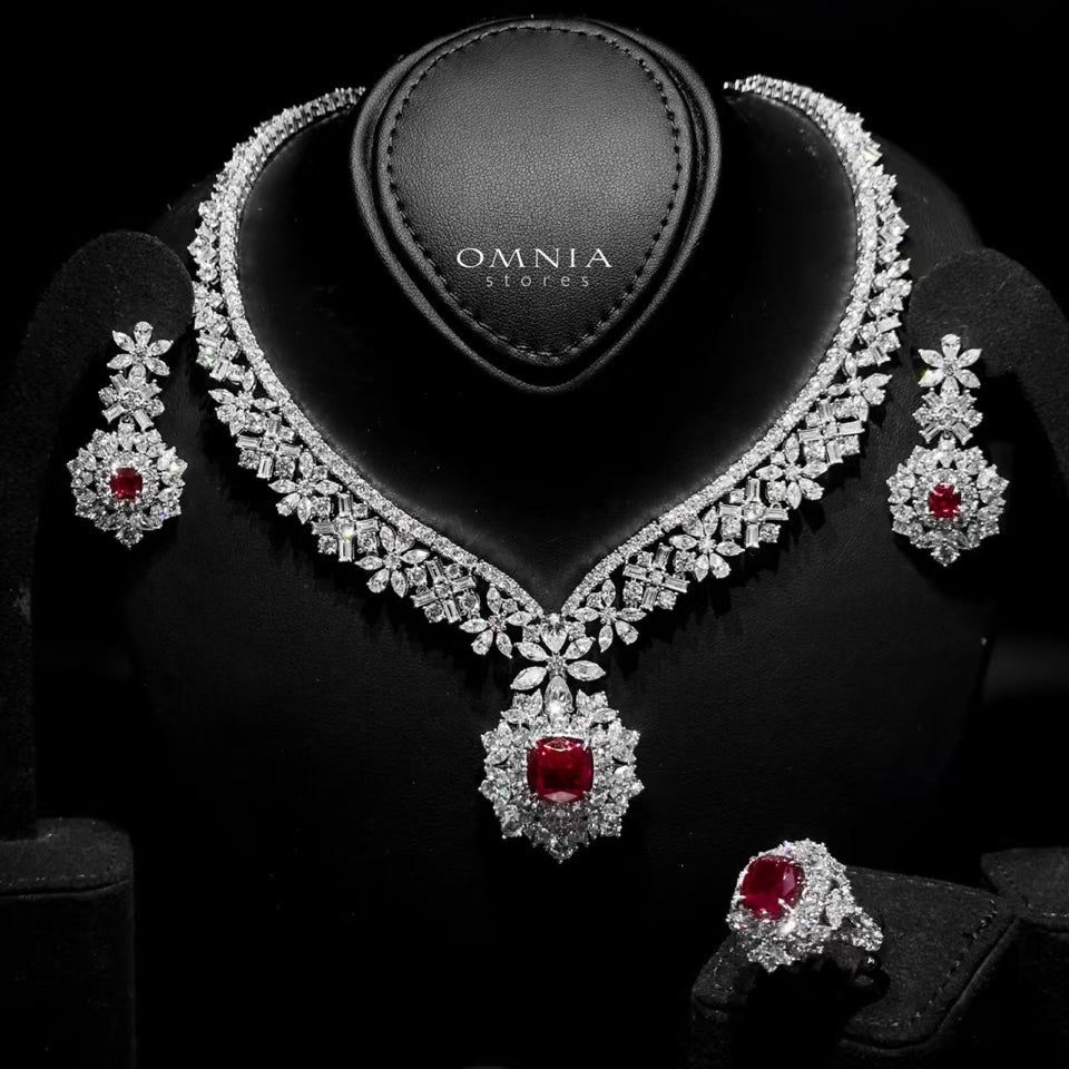 Omnia Alhan Necklace , Earrings & Ring Set in 925 Silver with Pear-Cut High-Quality Simulated Diamonds - OMNIASTORES UAE