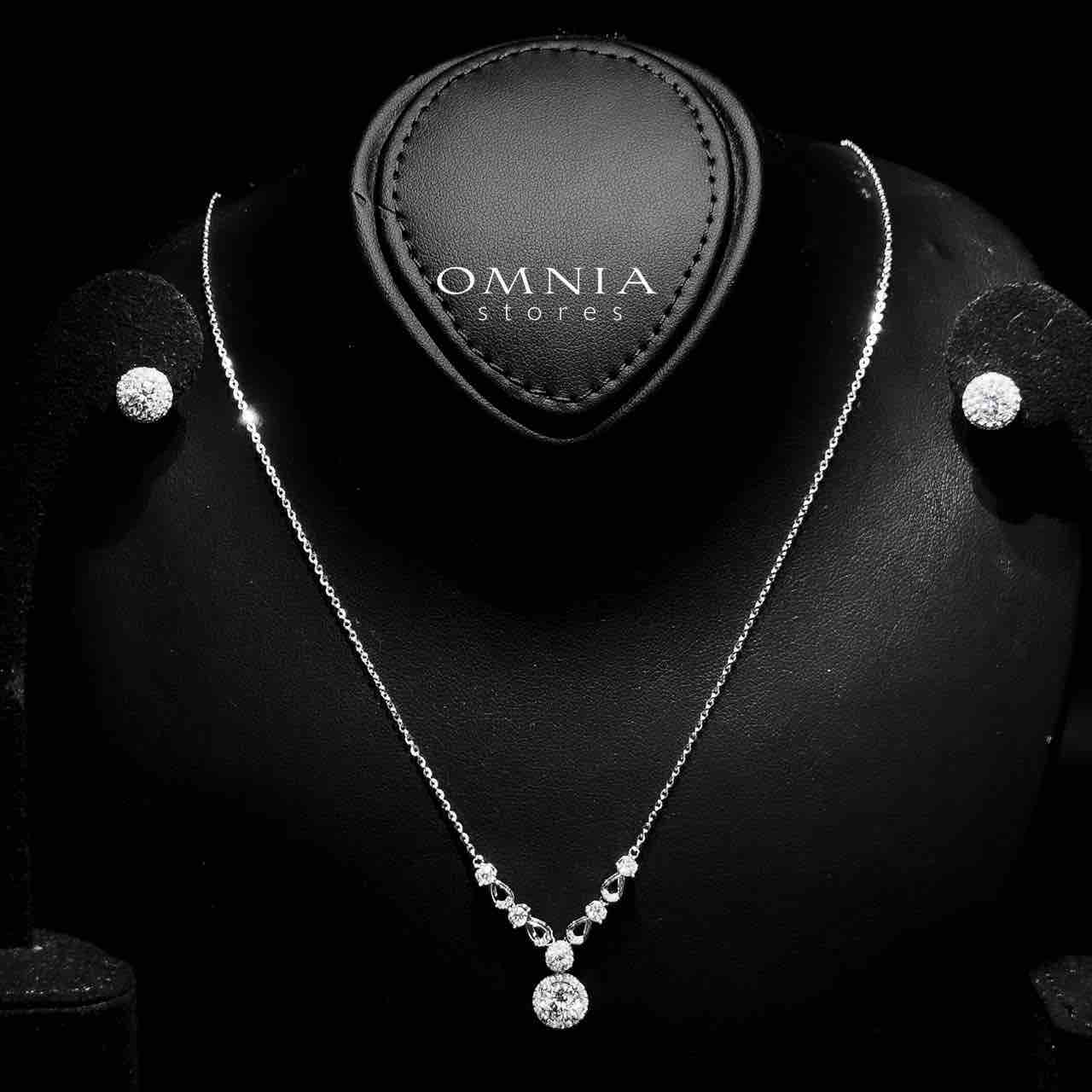 Omnia Badia White Pendant Necklace And Earrings Set in 92.5 Silver with High-Quality Moissanite Stones - OMNIASTORES KSA