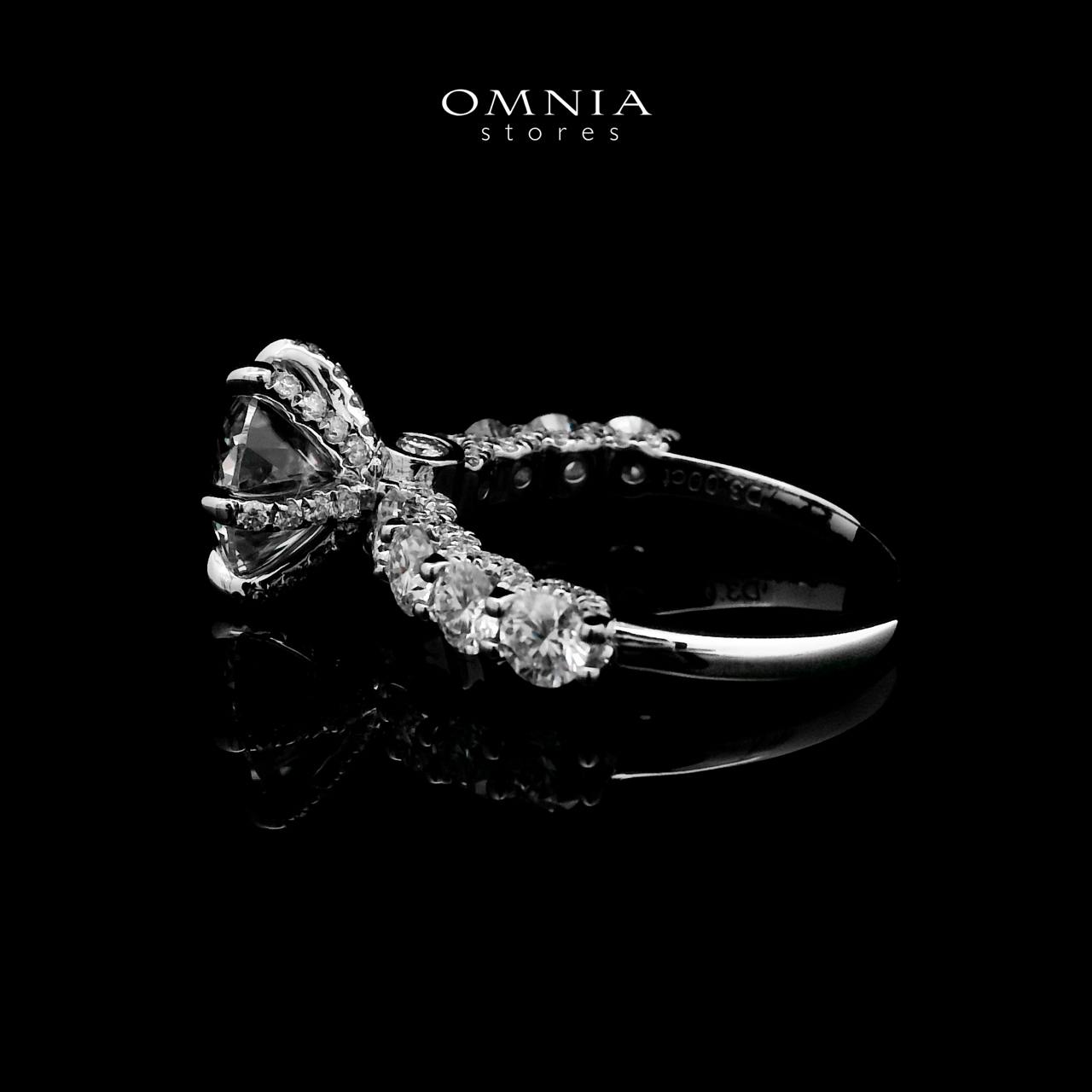 Omnia Fidaa White Ring 92.5 Silver Certified in High Quality Moissanite Stone