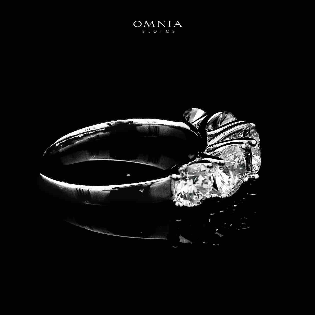 Parisa White Ring In 925 Silver Certified High Quality Lab Grown Stones - OMNIASTORES UAE