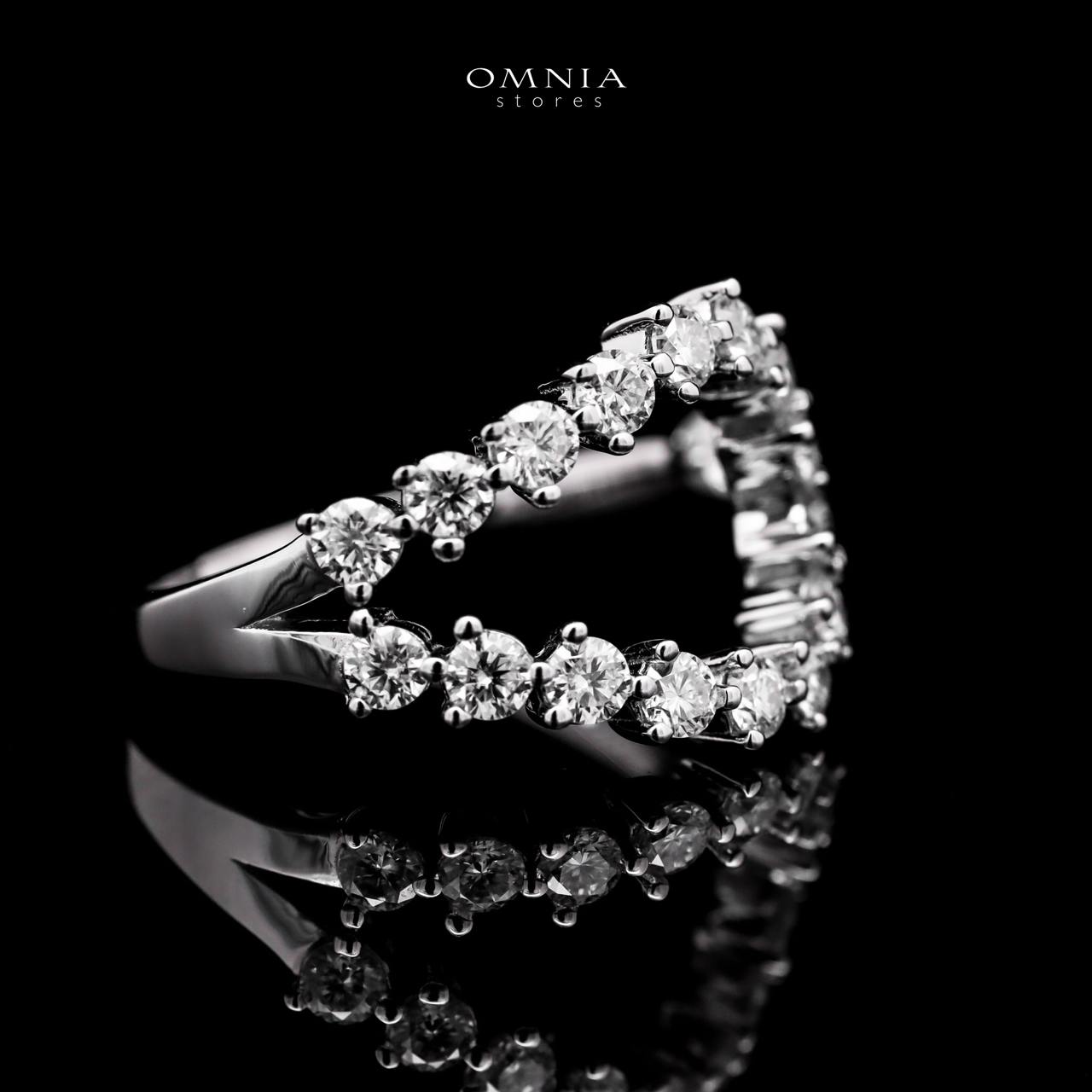 Solara White Moissanite Stone Ring With GRA Certified High Quality in 925 Silver - OMNIASTORES KSA