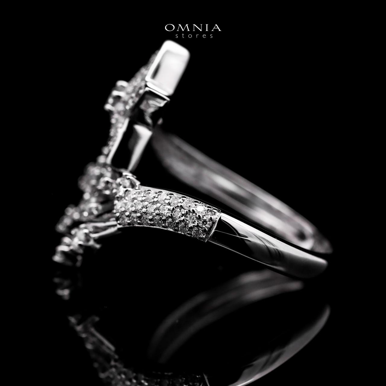 Omnia Calista White Ring 925 Silver in High Quality White Moissanite Stone - OMNIASTORES UAE
