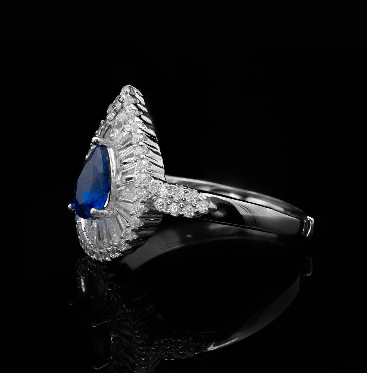 Omnia Sophia Blue Teardrop Bridal Full Set in 925 Silver with High Quality Simulated Diamonds
