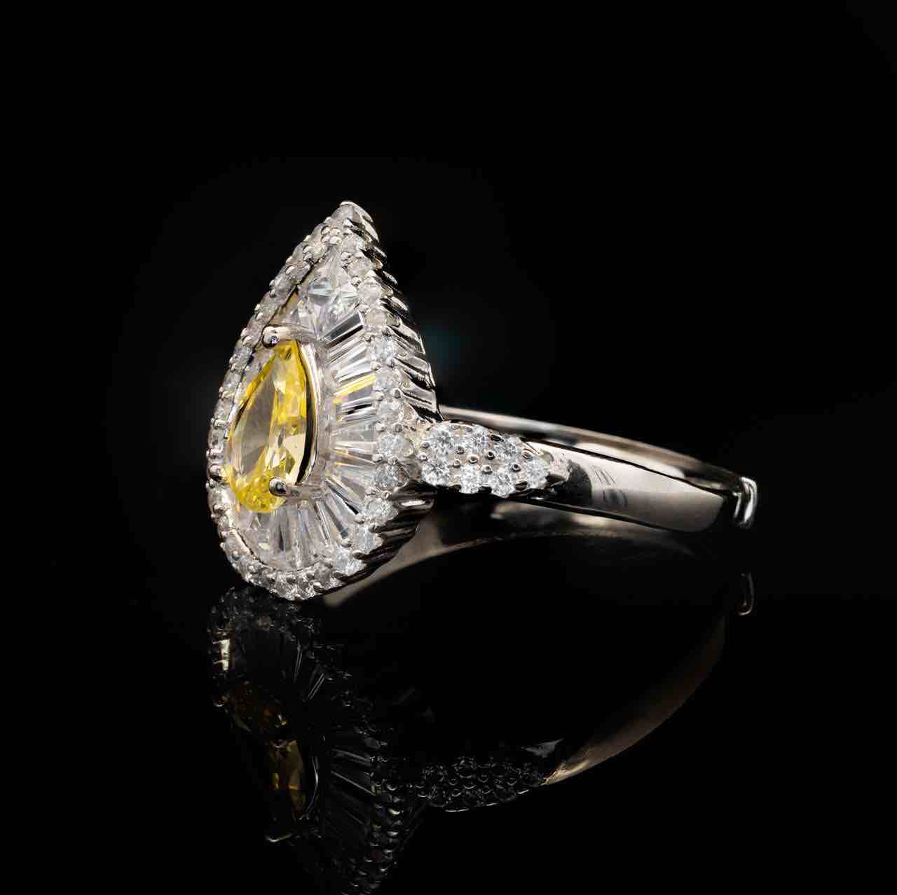 Omnia Sophia Yellow Teardrop Bridal Full Set in 925 Silver with High Quality Simulated Diamonds - OMNIASTORES UAE