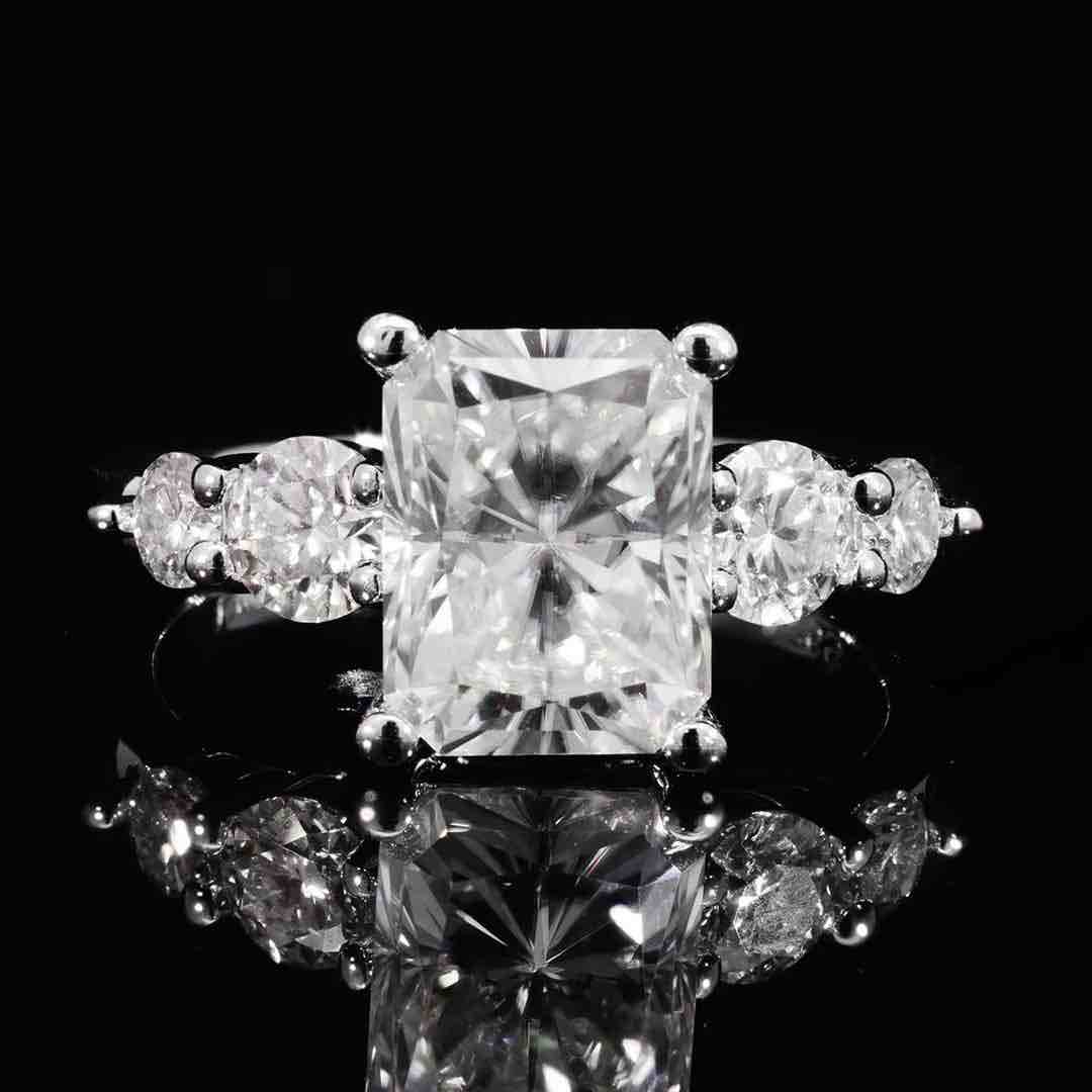 Hanifa White Moissanite Emerald Cut Ring GRA Certified in High Quality 925 Silver 7x9mm 3ct