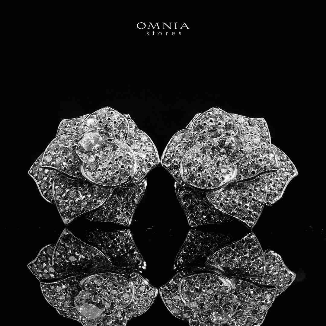 Omnia Nazira Silver Pearl Necklace and Flower Earrings in 925 Silver Accessories High Quality Simulated Diamonds - OMNIASTORES UAE
