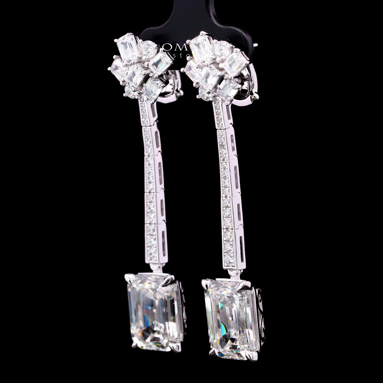Claudine Earring with Certificate | High-Quality Premium Simulated Diamonds in 925 Sterling Silver - OMNIASTORES KSA