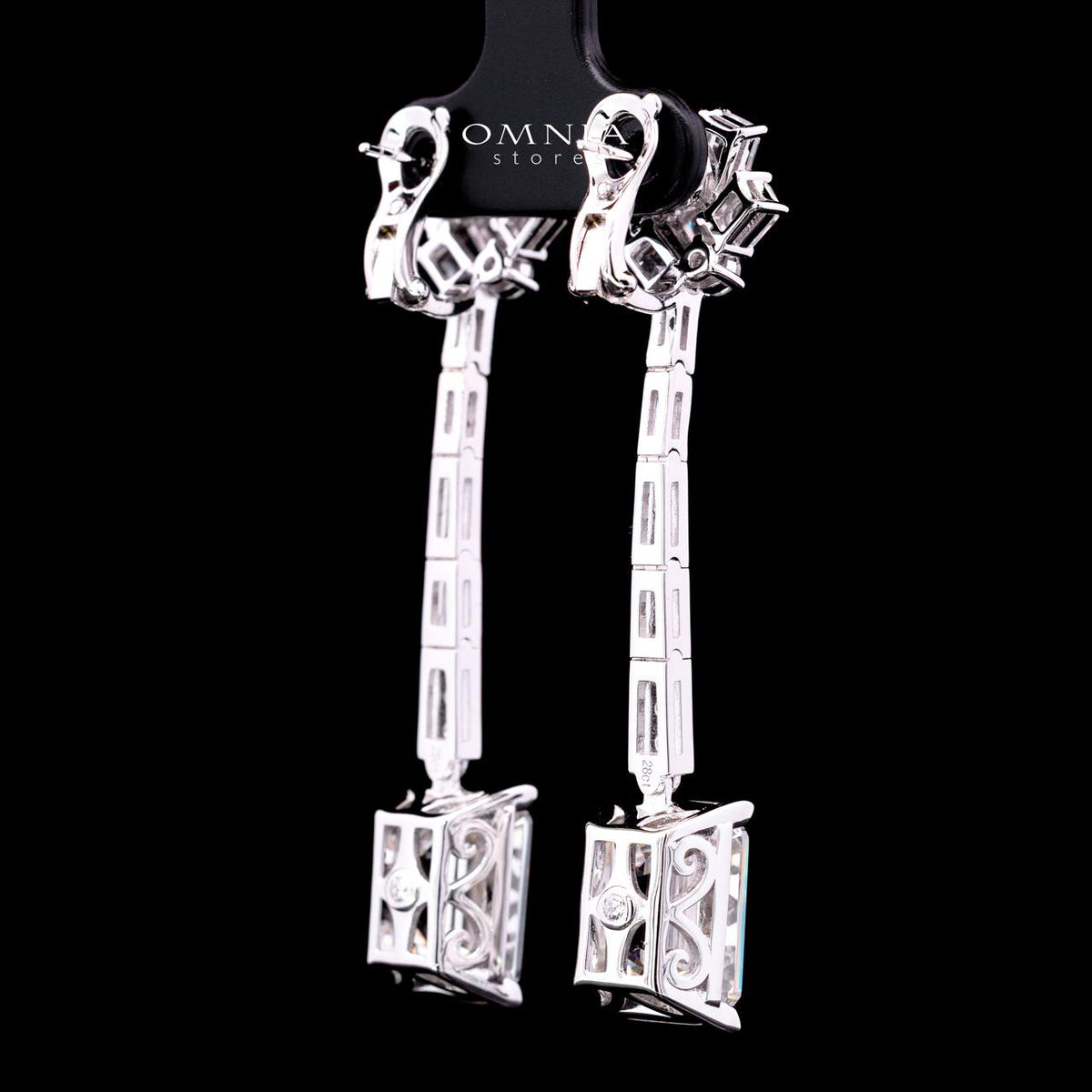 Claudine Earring with Certificate | High-Quality Premium Simulated Diamonds in 925 Sterling Silver - OMNIASTORES KSA