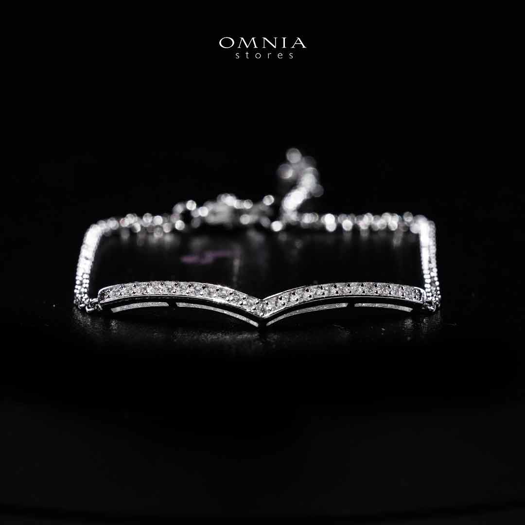 Omnia Fareeha White Silver Bracelet In 925 Silver High Quality Certified Lab Crafted Stones - OMNIASTORES UAE