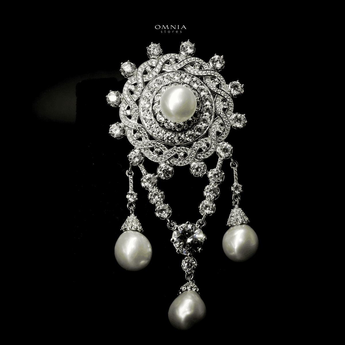 Omnia Willow Fresh Real Water Pearl brooch in 92.5 Silver In High Quality Simulated diamonds - OMNIASTORES UAE