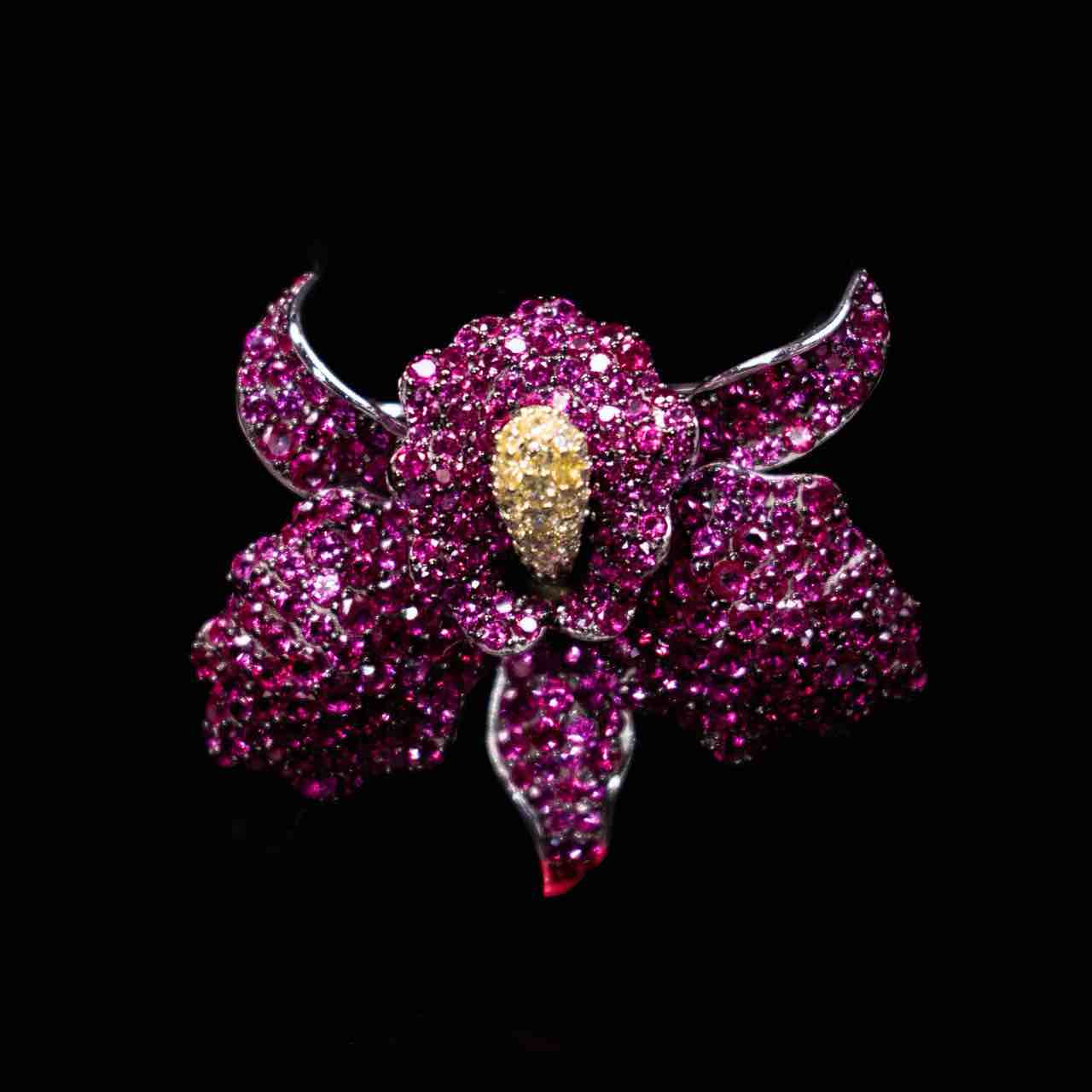 Omnia Nabila Red Butterfly Silver brooch in 925 Silver High Quality Simulated Diamonds Stones - OMNIASTORES UAE