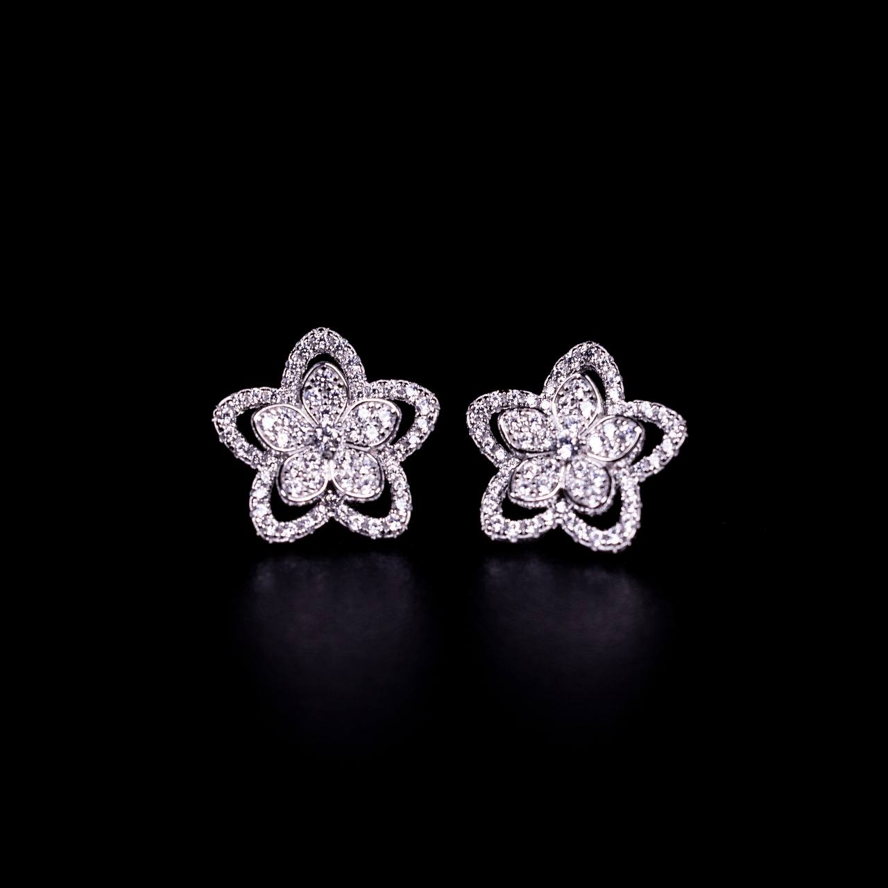 Omnia Saeeda White Star Stud Earrings In 925 Silver High Quality Certified Lab Crafted Round Cut Stones - OMNIASTORES UAE