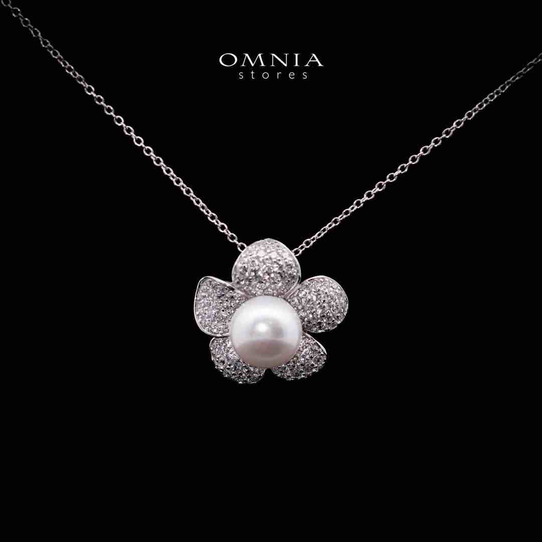 Omnia Najaah Floral Fresh Water Pearl Pendant Necklace in 925 Silver In High Quality Simulated Diamonds - OMNIASTORES UAE