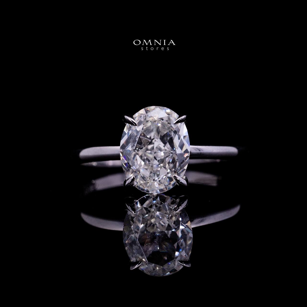 Neda White Ring In 925 Silver High Quality Lab Grown Stones - OMNIASTORES UAE