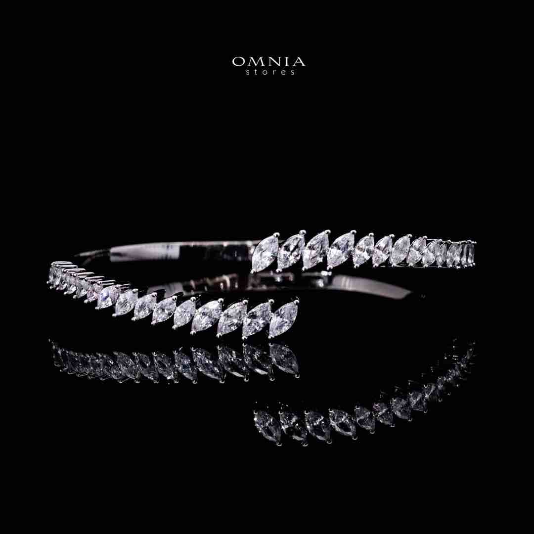 Omnia Ehan Luxury White Bracelet & RIng Set in High Quality Zircon Stone Rhodium Plated - OMNIASTORES UAE