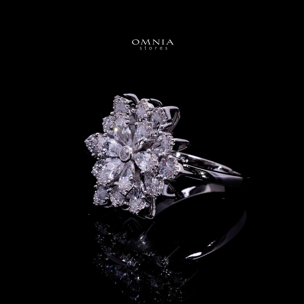 Omnia Damiyah White Floral Silver Ring in 925 Silver with High Quality Simulated Diamonds - OMNIASTORES UAE