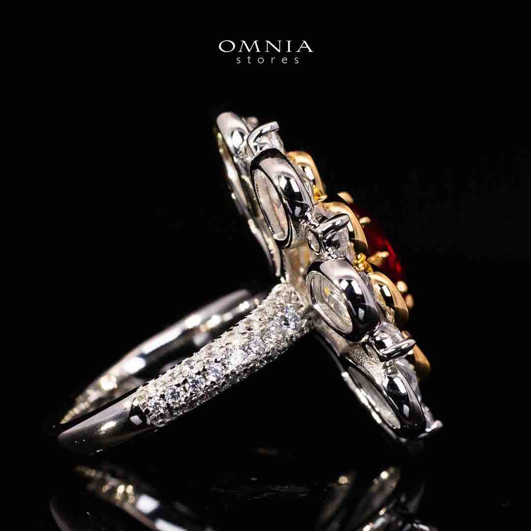 Omnia Alsha White and Gold Floral Ring With High Quality Certified Lab Crafted Stones In 925 Silver - OMNIASTORES KSA