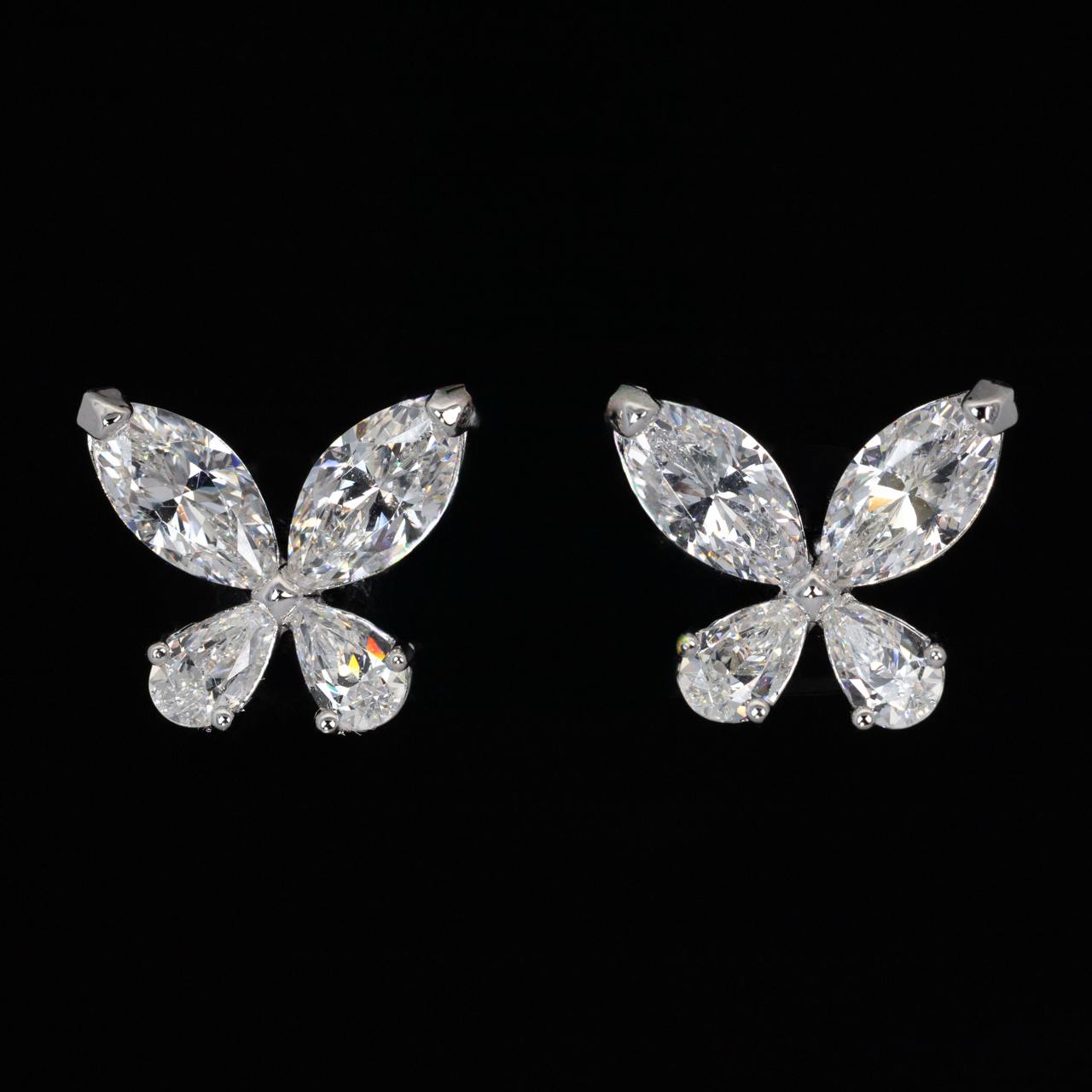 Omnia Ziara White Floral Earrings With High Quality Certified Lab Crafted Stones In 925 Silver - OMNIASTORES KSA