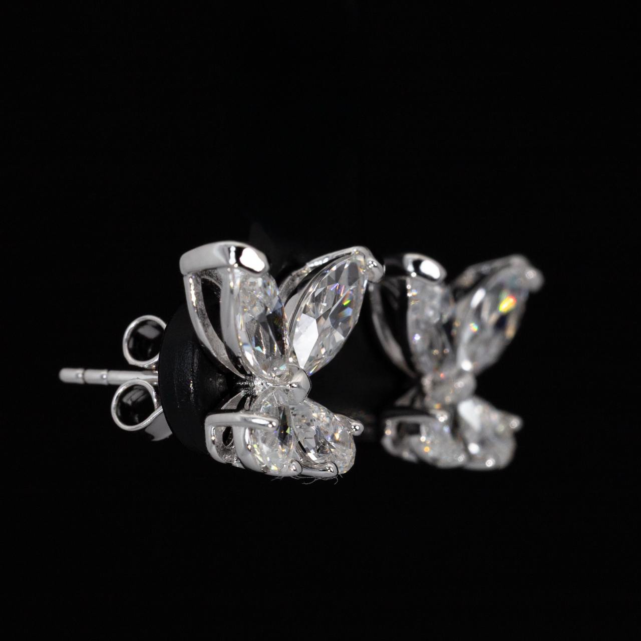 Omnia Ziara White Floral Earrings With High Quality Certified Lab Crafted Stones In 925 Silver - OMNIASTORES KSA