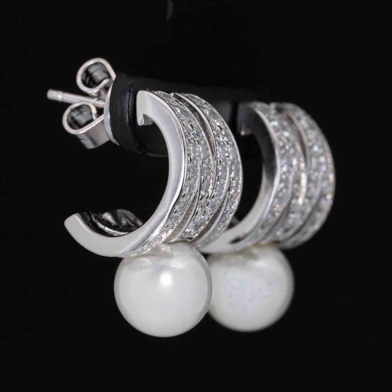 Omnia Shaira White Pear Earrings With High Quality Simulated Diamonds In 925 Silver