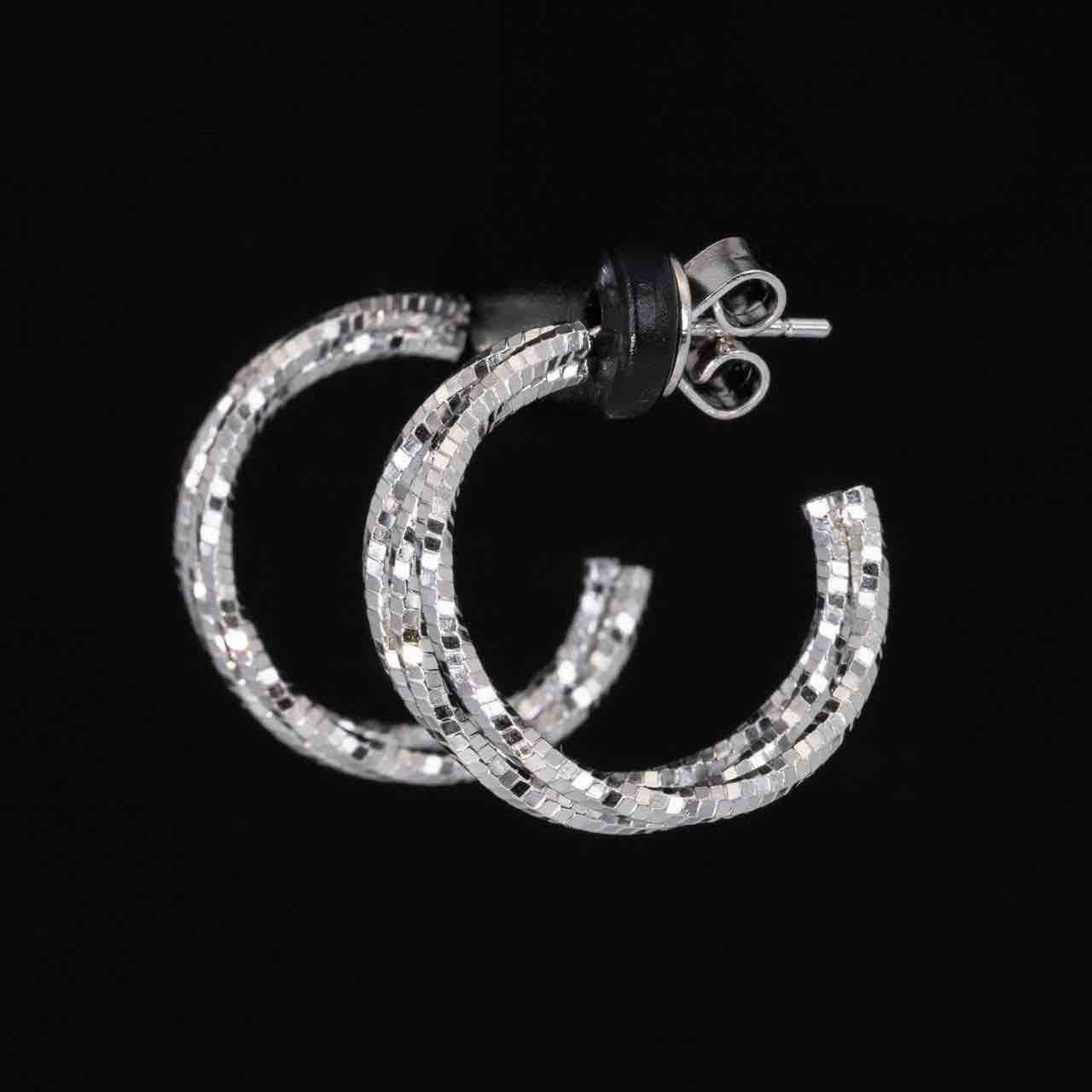 Omnia Zulay White Earrings In 925 High Quality Silver - OMNIASTORES KSA