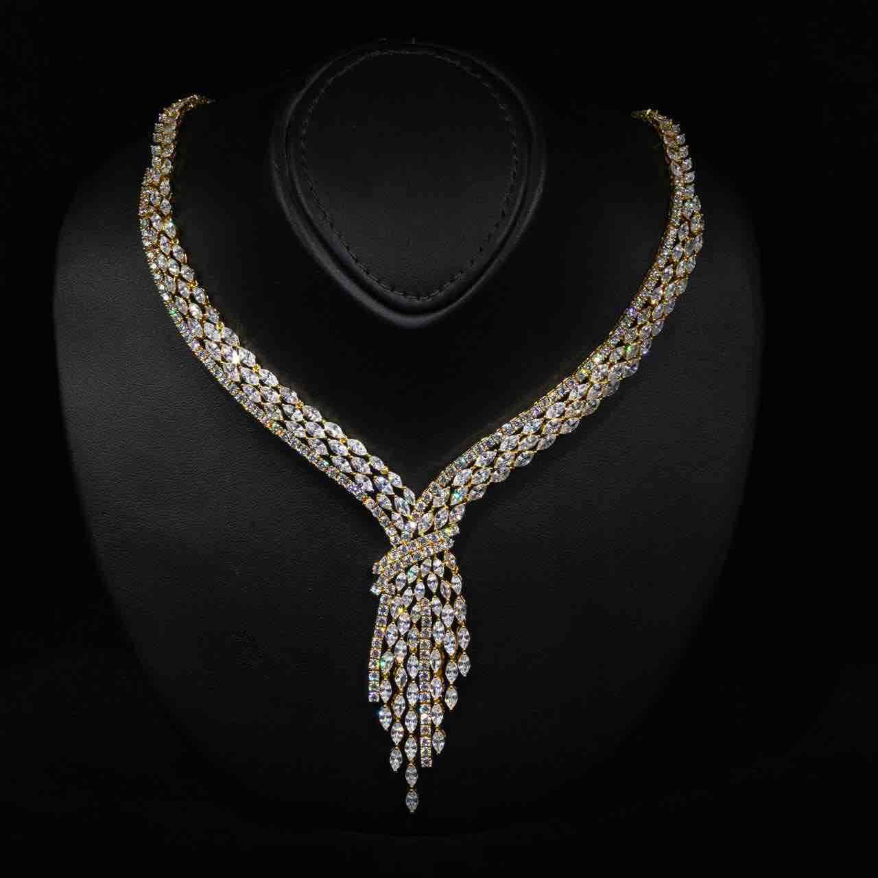 Omnia Fatma Gold Luxury Bridal Full Set in High Quality Zircon Stone in Rhodium Plated - OMNIASTORES KSA