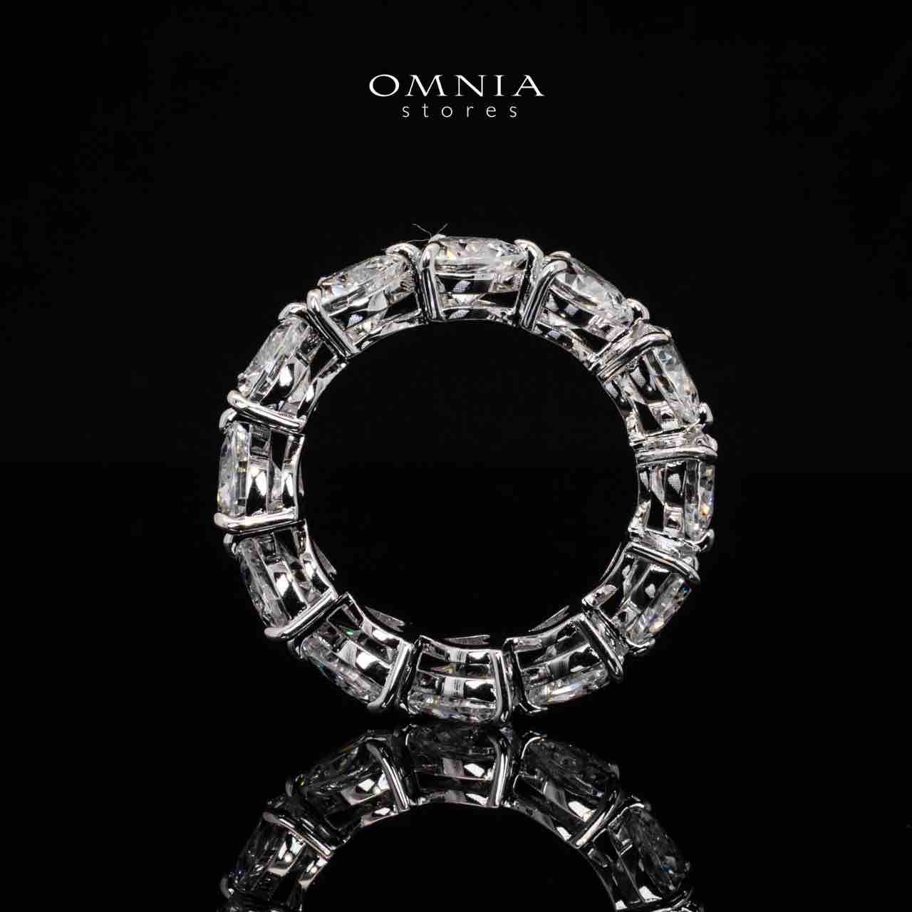 Omnia Adira Heart Ring With High Quality Lab Crafted Stones In 925 Silver - OMNIASTORES KSA