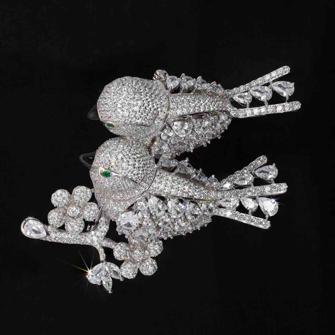 Elyse White Bird Design Brooch With High Quality Simulated Diamonds in 925 Silver