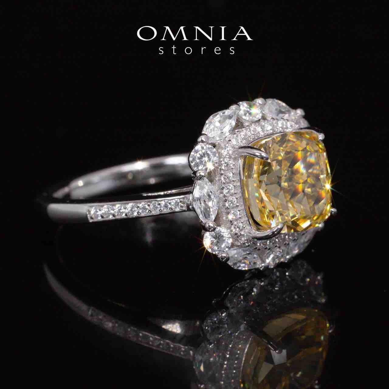 Teresa Yellow and White Ring With High Quality Simulated Diamonds in 925 Silver - OMNIASTORES KSA