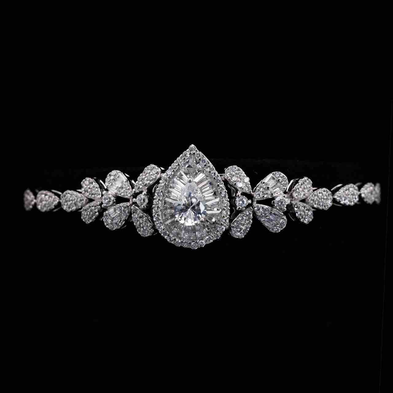 Cara White Bridal Full Set in 925 Silver High Quality Simulated Diamonds - OMNIASTORES KSA