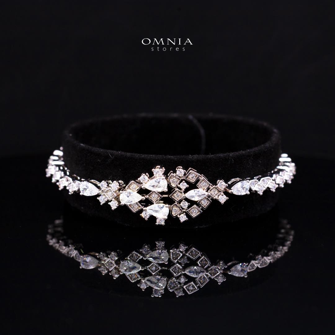 Omnia Melora White Luxury Bridal Full Set with Pear-Cut and Baguette Zircon in Cascading Design in High-Quality Rhodium Plated - OMNIASTORES KSA