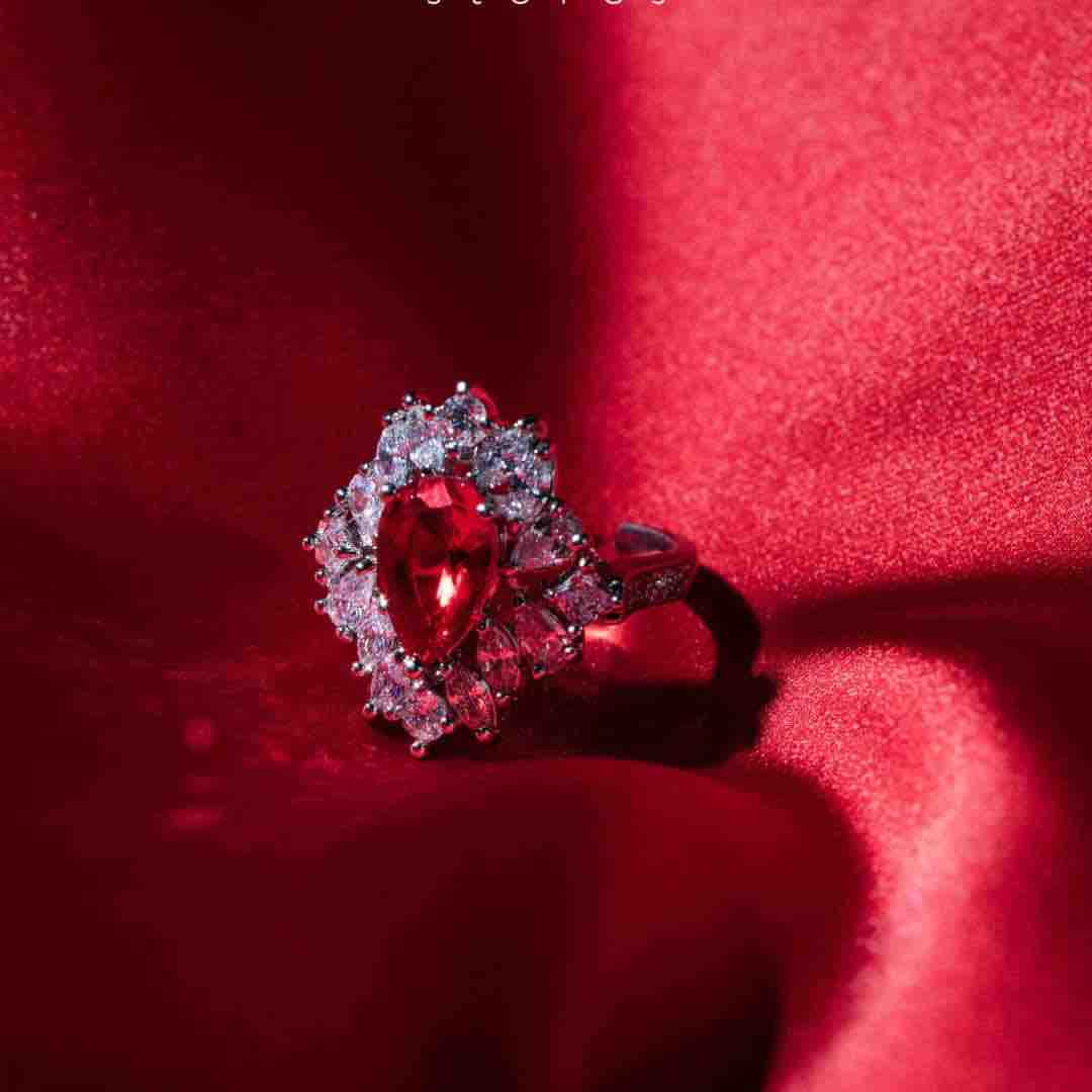 Omnia Suhana Red Bridal Full Set in High Quality Simulated Diamonds - OMNIASTORES KSA