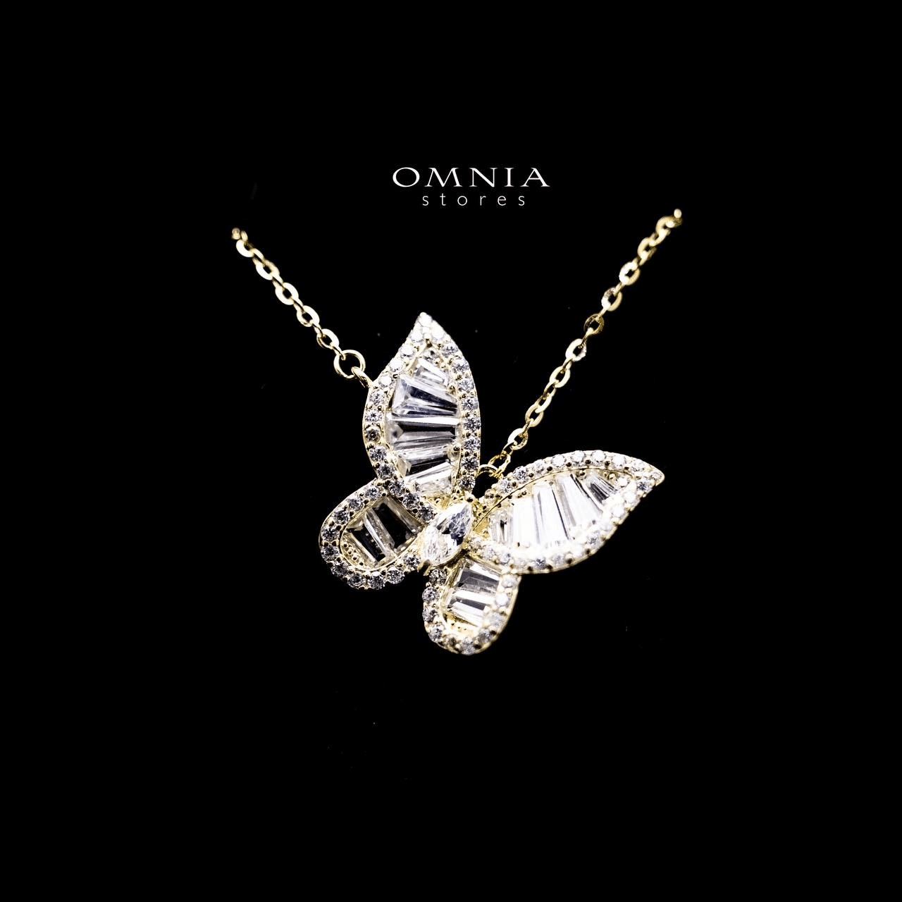 Omnia Rida Butterfly Necklace in 92.5 Silver - OMNIASTORES UAE
